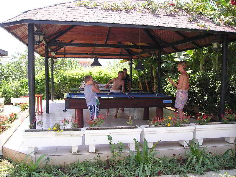Golden Moon Otel